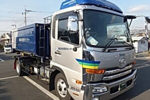 アーム・コンテナ車両